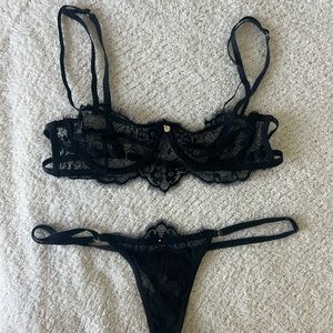 Gooseberry Intimates Oh So Sweet lingerie set in black